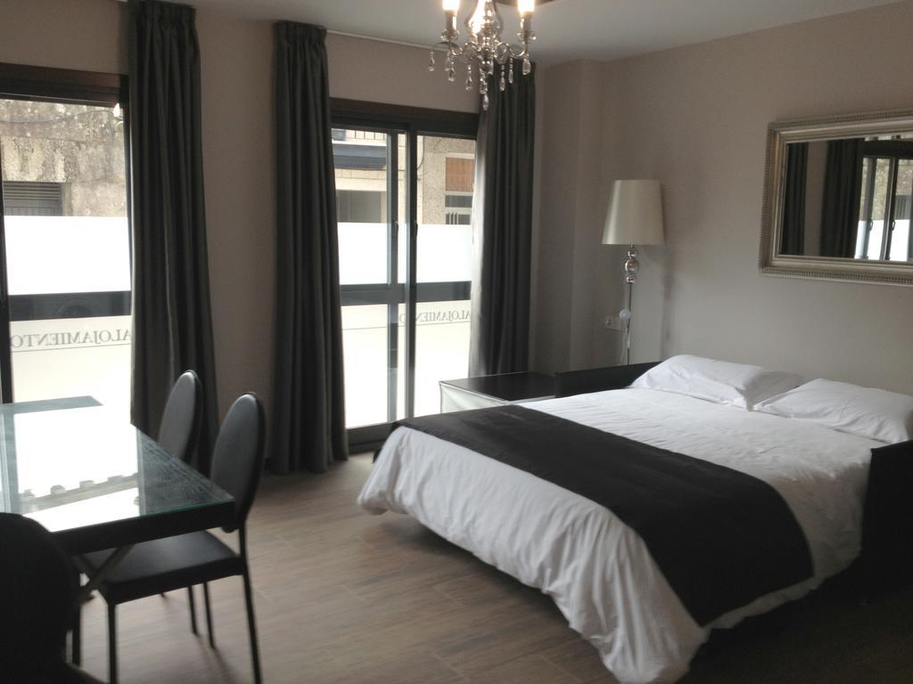 Alvear Suites Redondela Room photo