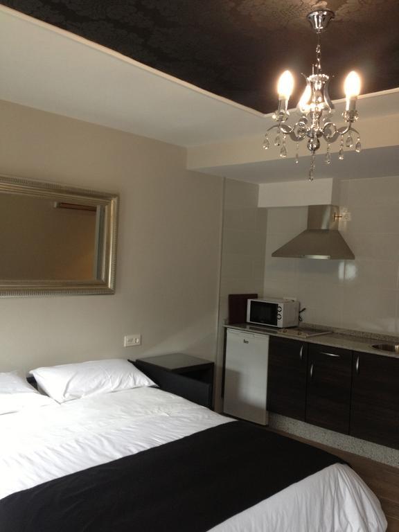 Alvear Suites Redondela Exterior photo