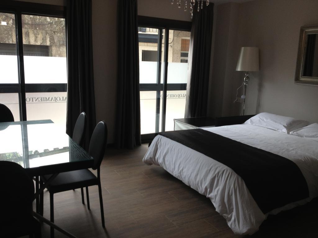 Alvear Suites Redondela Exterior photo