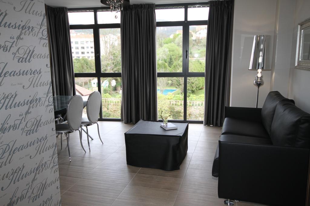 Alvear Suites Redondela Exterior photo