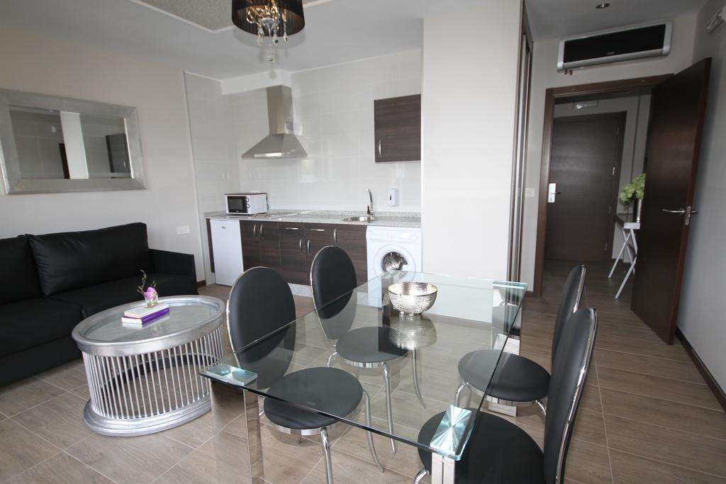 Alvear Suites Redondela Room photo