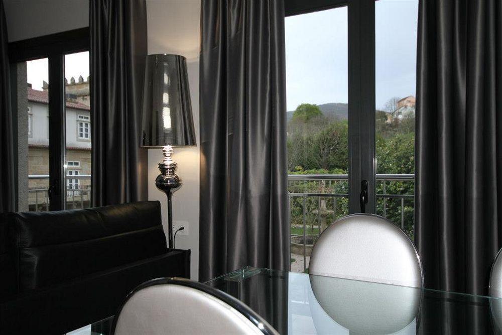 Alvear Suites Redondela Exterior photo