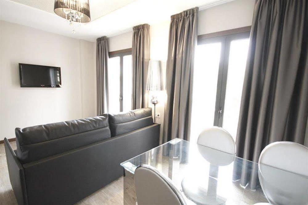 Alvear Suites Redondela Exterior photo